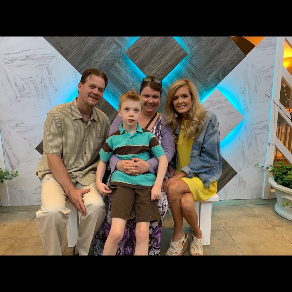 Meet your Posher, Vikki